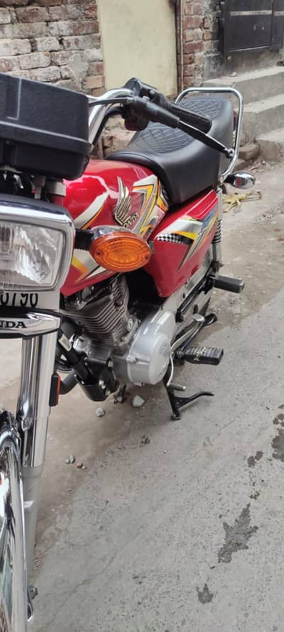honda 125 25model