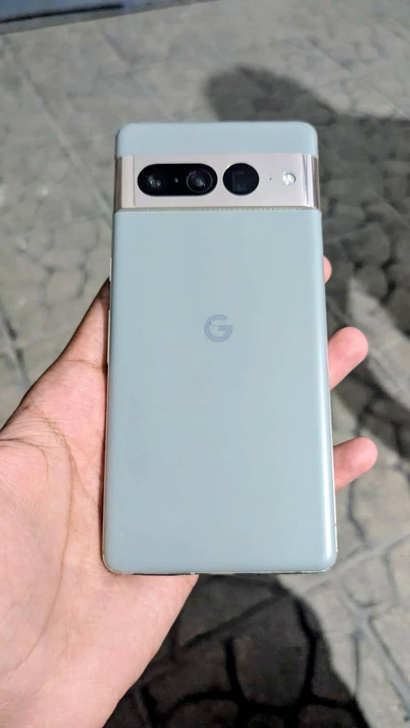 GOOGLE PIXEL 7 PRO 0