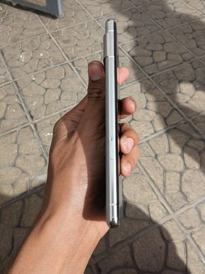 GOOGLE PIXEL 7 PRO 4