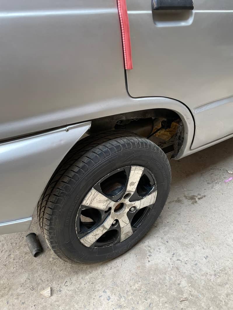 mehran car 2009 model 5