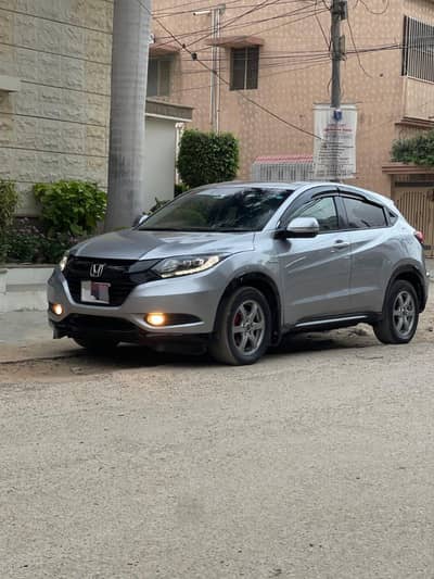 Honda Vezel Z Sensing 2016 model