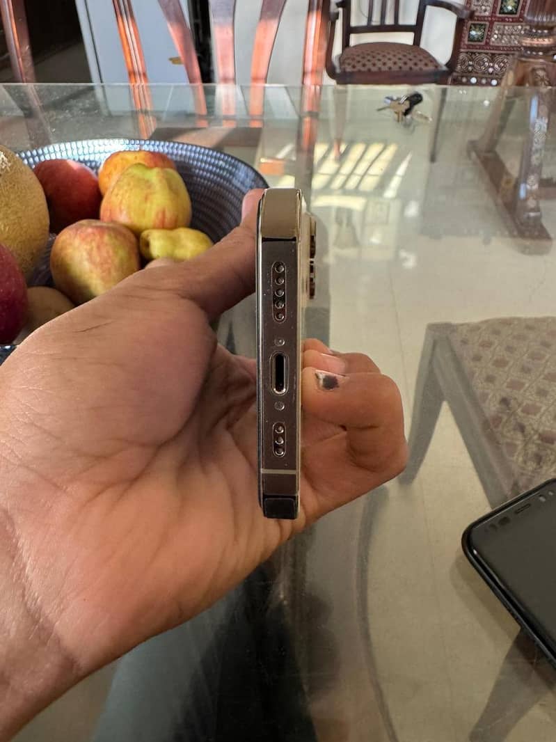iphone 14 pro 3