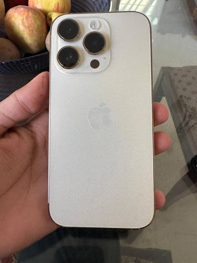 iphone 14 pro 5