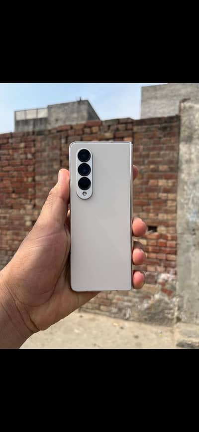 Samsung Fold 4 non pta ha 12gb ram 512gb