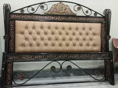 Kind Size Bed For Sale