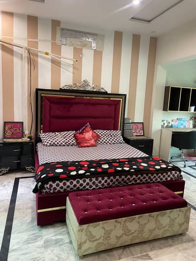 L shape sofa almost brand new