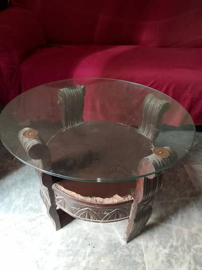 centre round miror tables