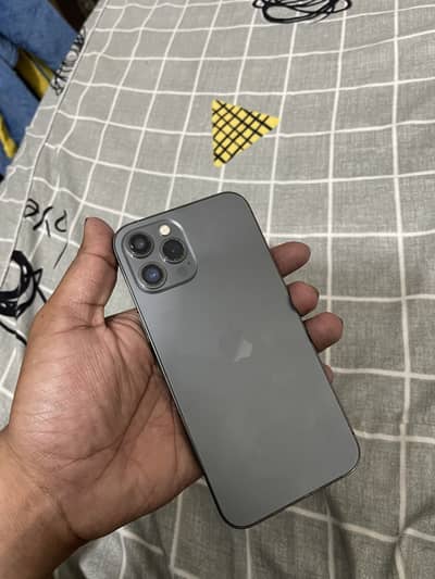 12 pro max I cloud lock