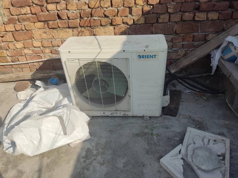 orient split AC 1.5 tons 1