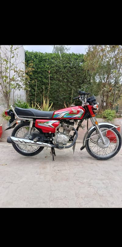 Honda CG 125 22/23 Model.