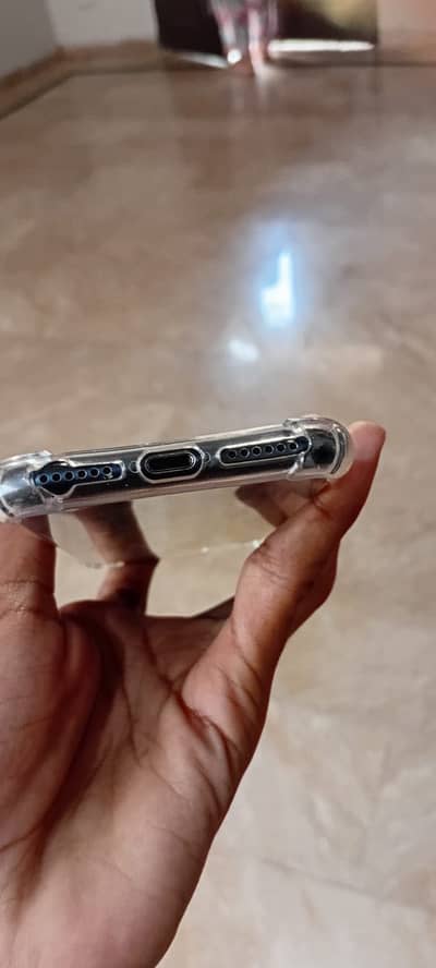 iphone se 2020 waterpack rough condition
