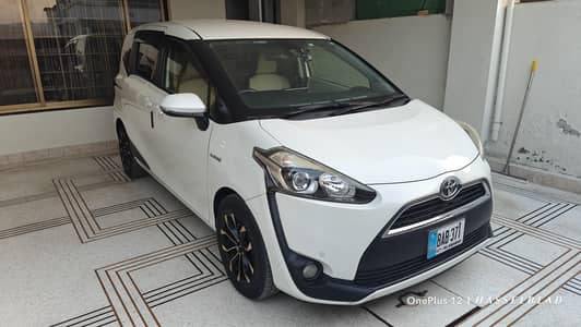 Toyota Sienta 2017 model Isd regid 7 seaters immaculate condition