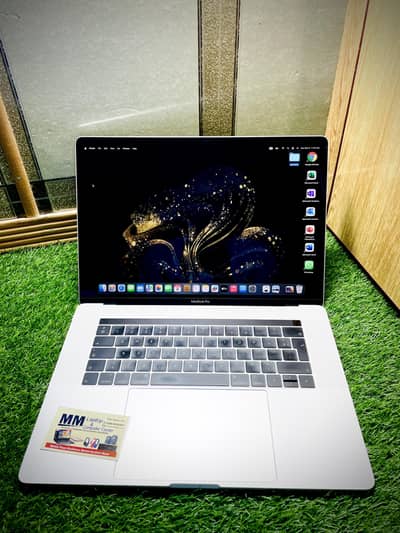 Apple MacBook Pro  2019(15.4") i7 32/512GB+4GB