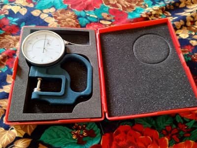 analog thickness guage