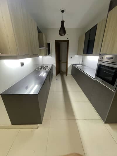 240 SQ YD BUNGALOW FOR RENT FULLY RENOVATED GROUND +1