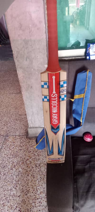 grey Nicholas Original new Hard boll bat 10/10 condition urgent sale