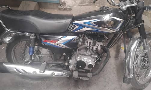 Honda CG 125-Excellent bike|Year 2025|Call + WhatsApp 0309-4285149