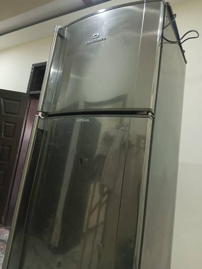 dawalance fridge lush condition Whatsapp ND mob 03125622588