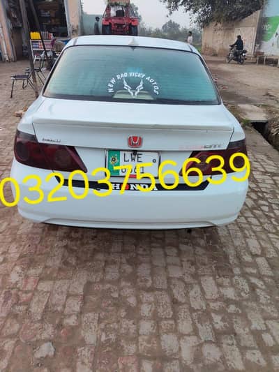 honda city koi kam nhai hona wala 2,,3 pic thch