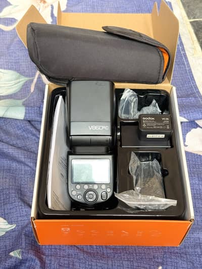 Godox V860iiic Flash Guns