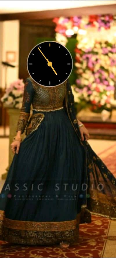 Beautiful Asim Jofas ladies dress almost new