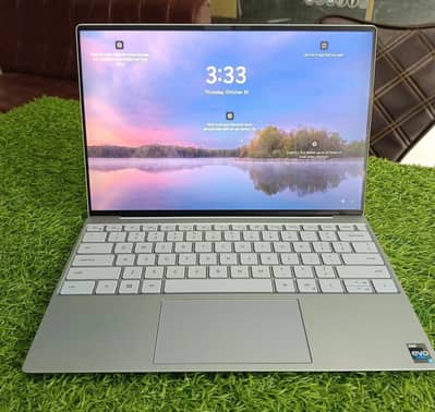 (BRAND NEW) Dell XPS 9315 . . Core i7 12th Generation. . 16gb ddr5 ,512gb