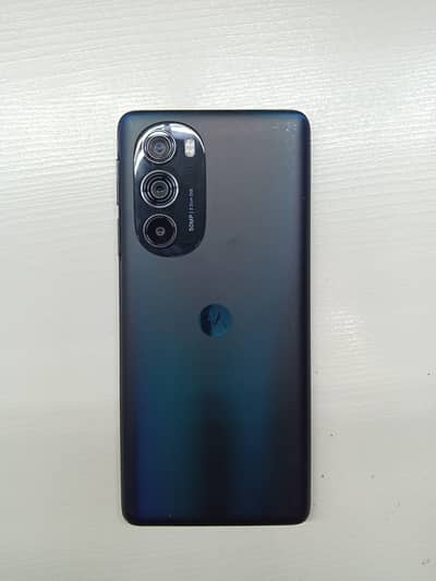 Moto edge 30 pro 8/128 snapdragon 8gen 1 gaming phone