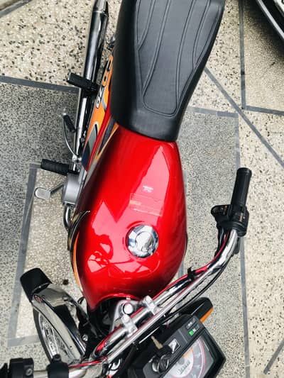 Honda CD 70 2024 Advance 25