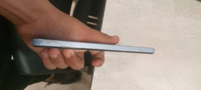 raelmi note 50 10+10 with box no charger only sell  4+128