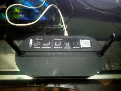 Dual Band Fiber 5G Router Huawei EchoLife HS8145V working condition.