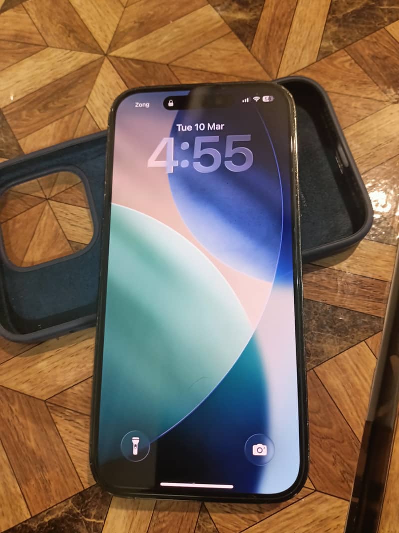 iPhone 14pro 0
