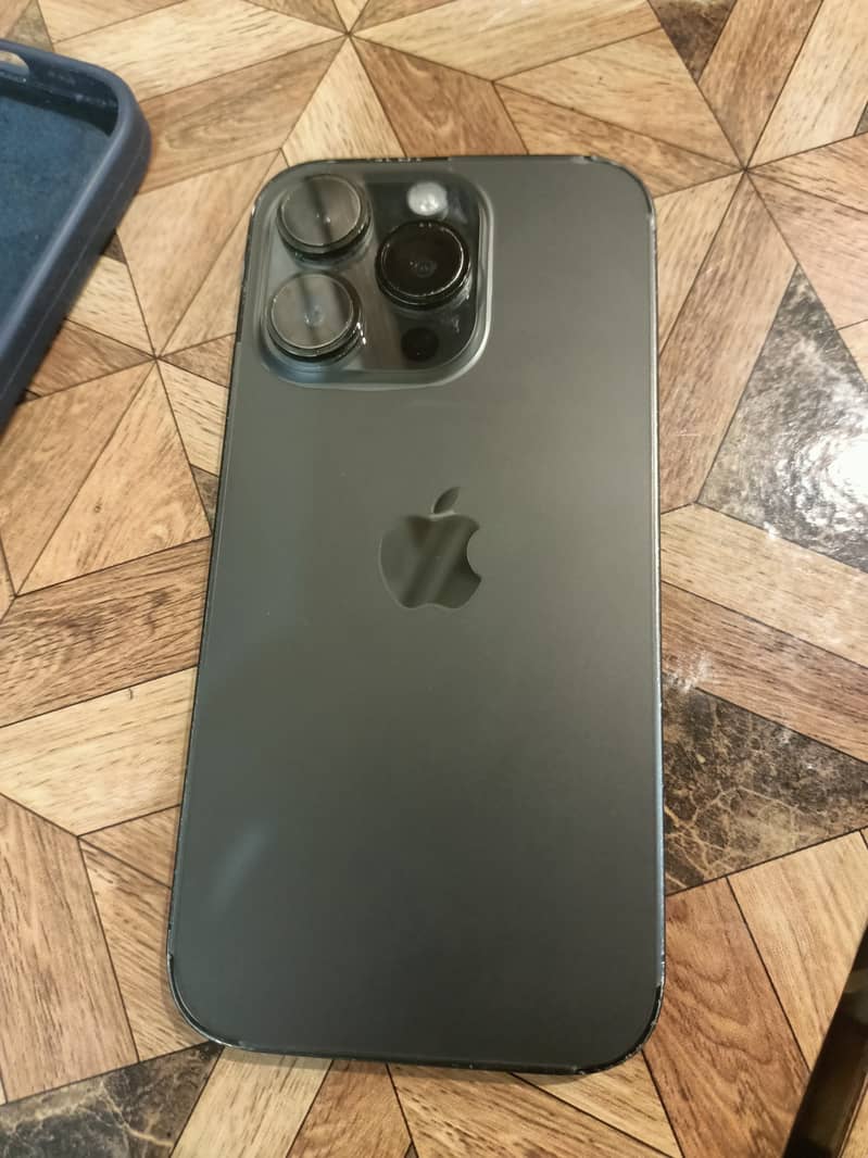 iPhone 14pro 1