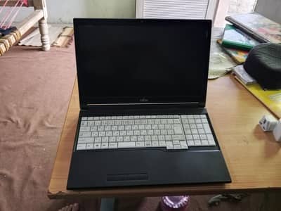 Fujitsu Core i5 8th Gen Laptop | RAM | SSD | Excellent Condition