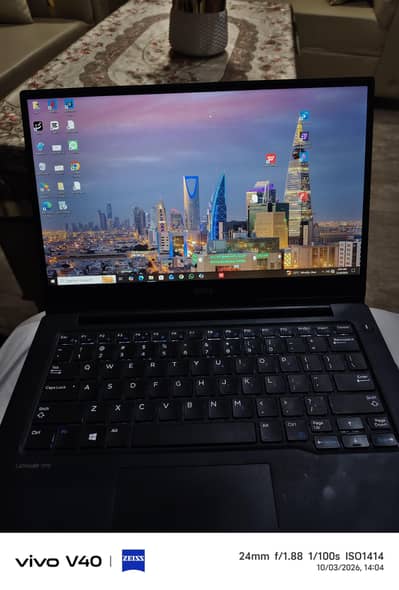 Dell Latitude 7370
