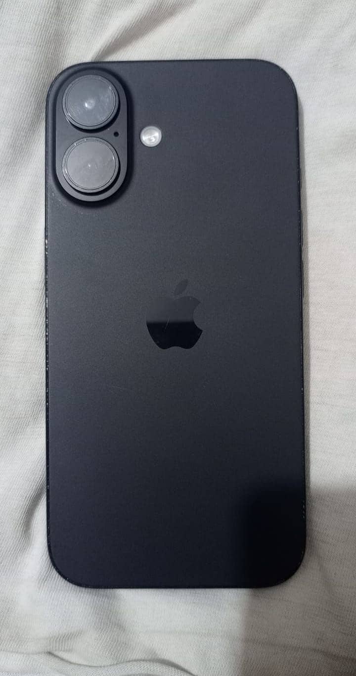 iPhone 16 1