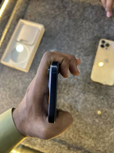 15ProMax 256GB 90 health