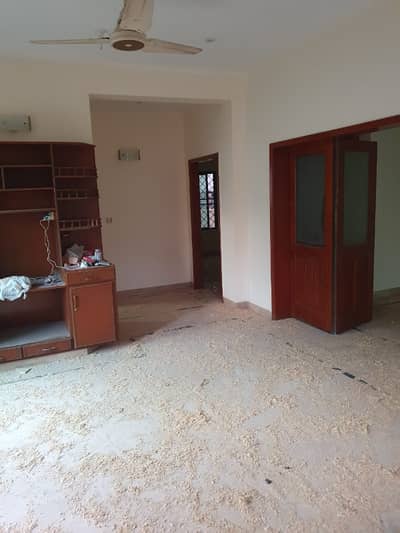 1 kanal office space available for rent
