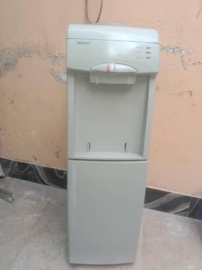orient water dispenser for urgent sale