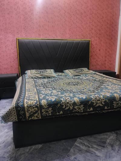 Bed set for sale | without mattress