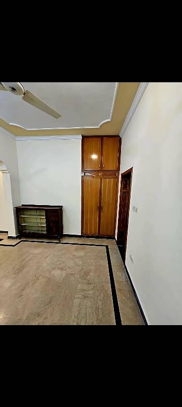 35x70 10 Marla BASEMENT available for rent in G-13