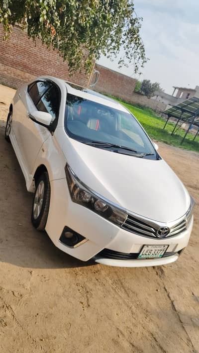 Toyota Corolla Altis Grande 1.8 2015