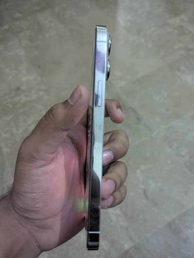 I phone 13 pro max factory unlocked