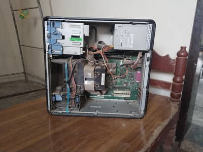 Dell optiplex 745 release in 2007 ram 3gb hard disk 80+160 gb Graphic