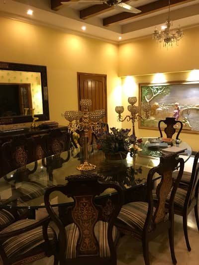 Luxurious Antique dining table Pure Wood