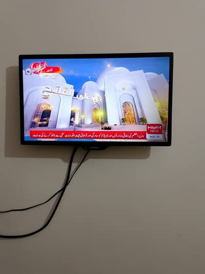 Samsung LED for sold 24". in used. simple not android.