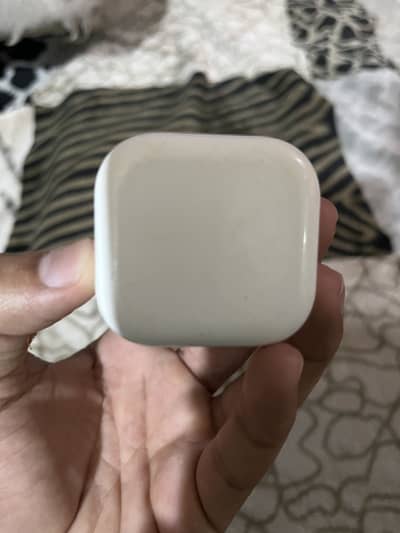 iPhone 16 pro max adapter