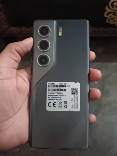 Tecno Camon 40 pro