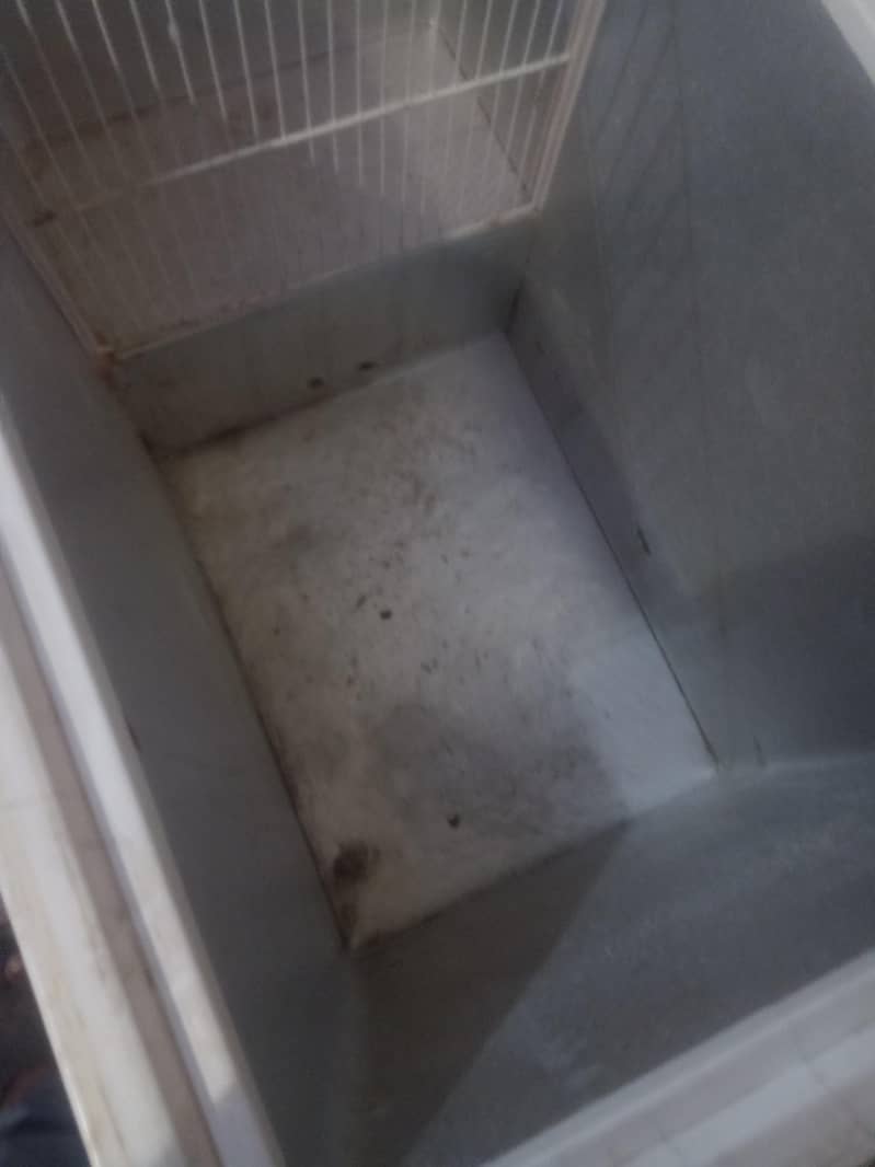 waves deep freezer 13 cubic feet 2