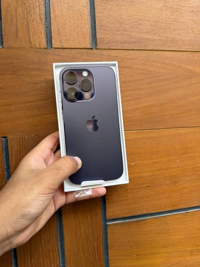 iPHONE 14 PRO 256GB WITH BOX