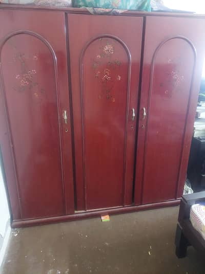 3 door wooden almari